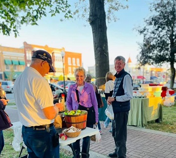 Customers at the Washington Farmers' Market